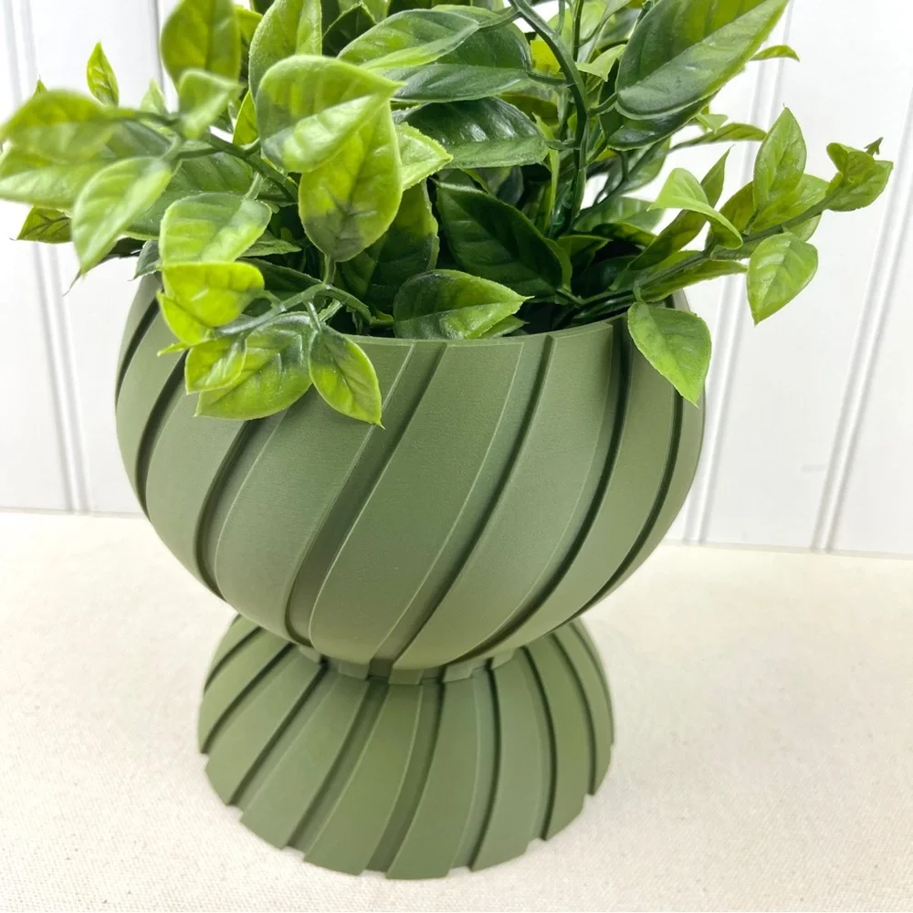 Indoor Flower Pot w/ Drainage Hole and Drip Tray, Maki Planter Pot - Picture 2 of 7